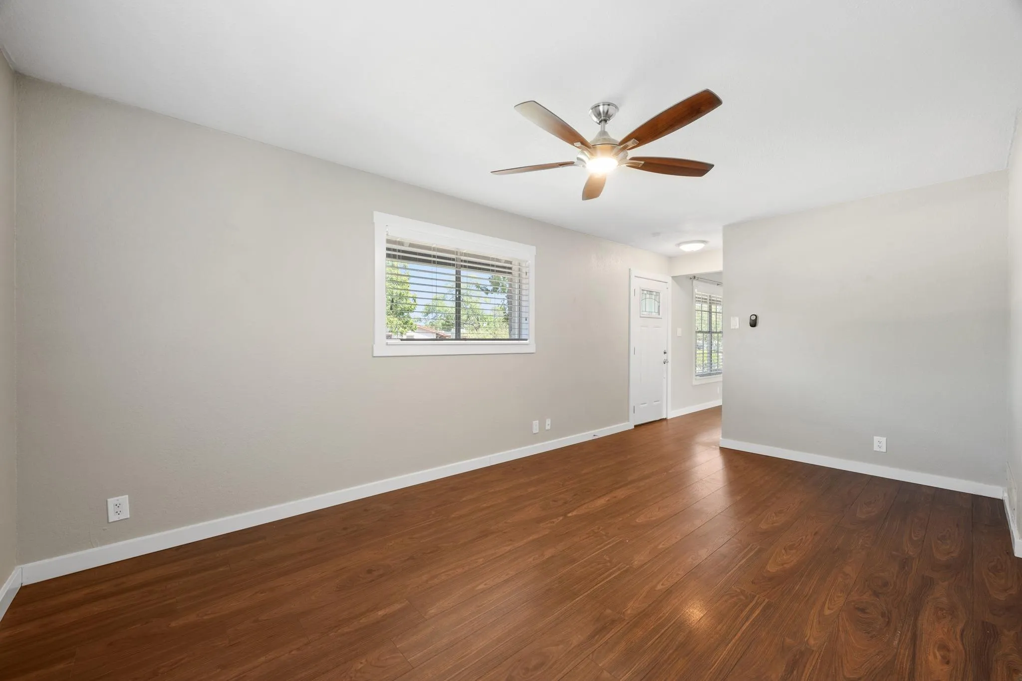 Photo 5 of 1801 OHLEN RD
