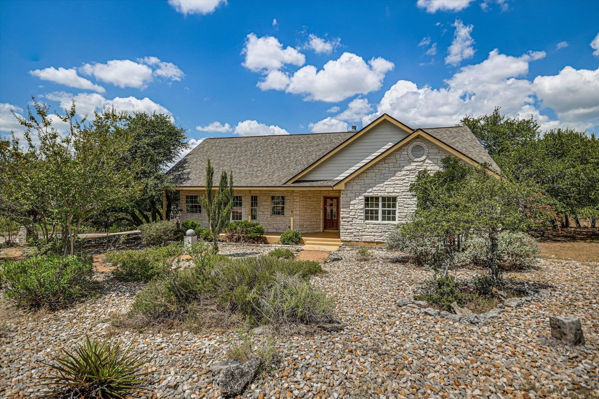 Photo of 17 FALLING LEAF LN, Wimberley, TX, 78676