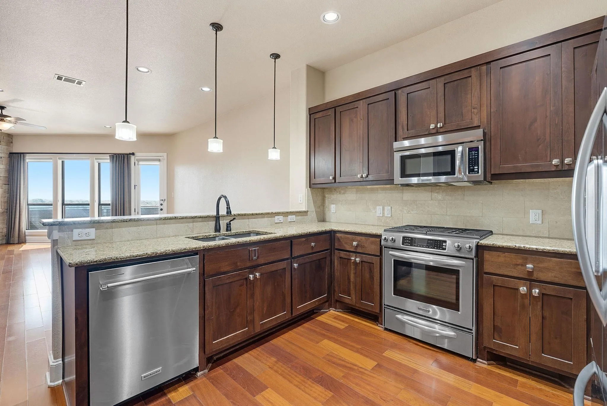 Photo 4 of 6533 E HILL DR #5
