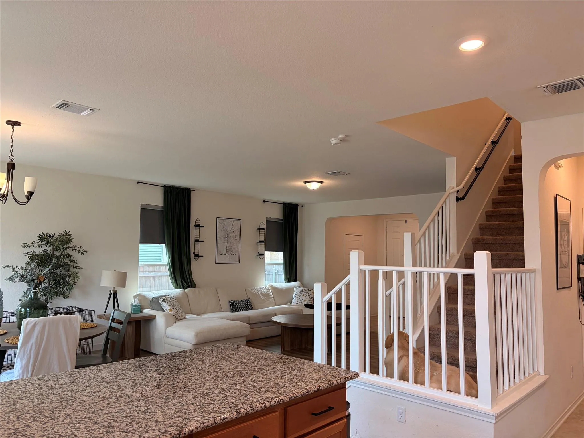 Photo 3 of 1007 BRAMBLES DR