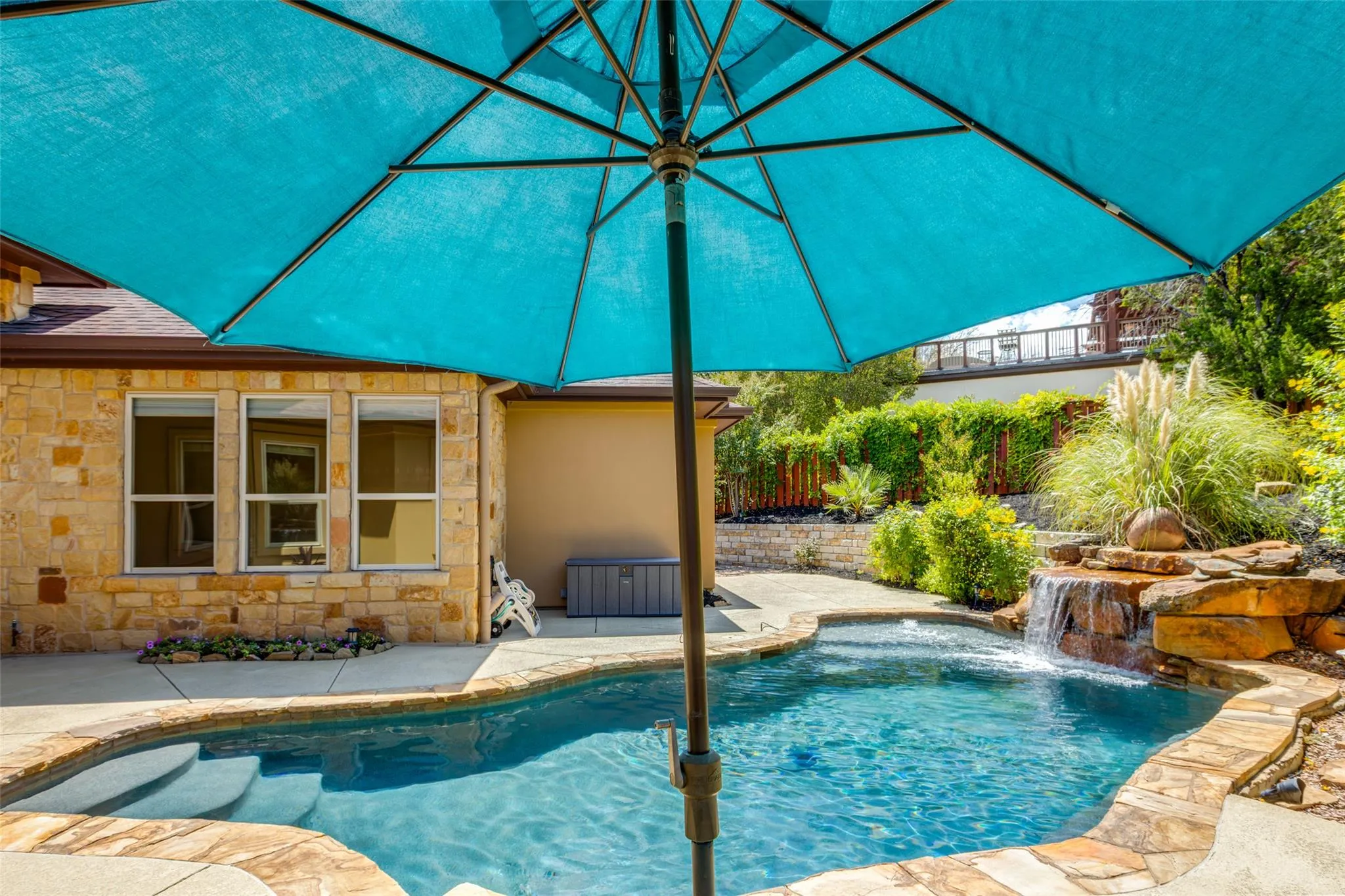 Photo of 101 INDIAN BEND DR, Lakeway, TX, 78734