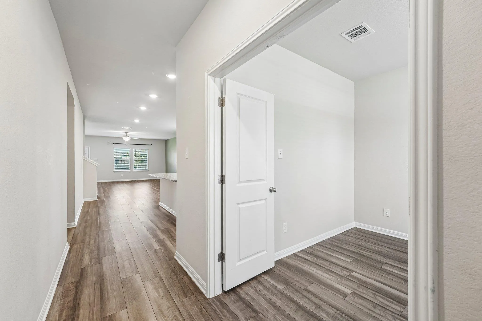 Photo 5 of 120 GRANITE DOME DR
