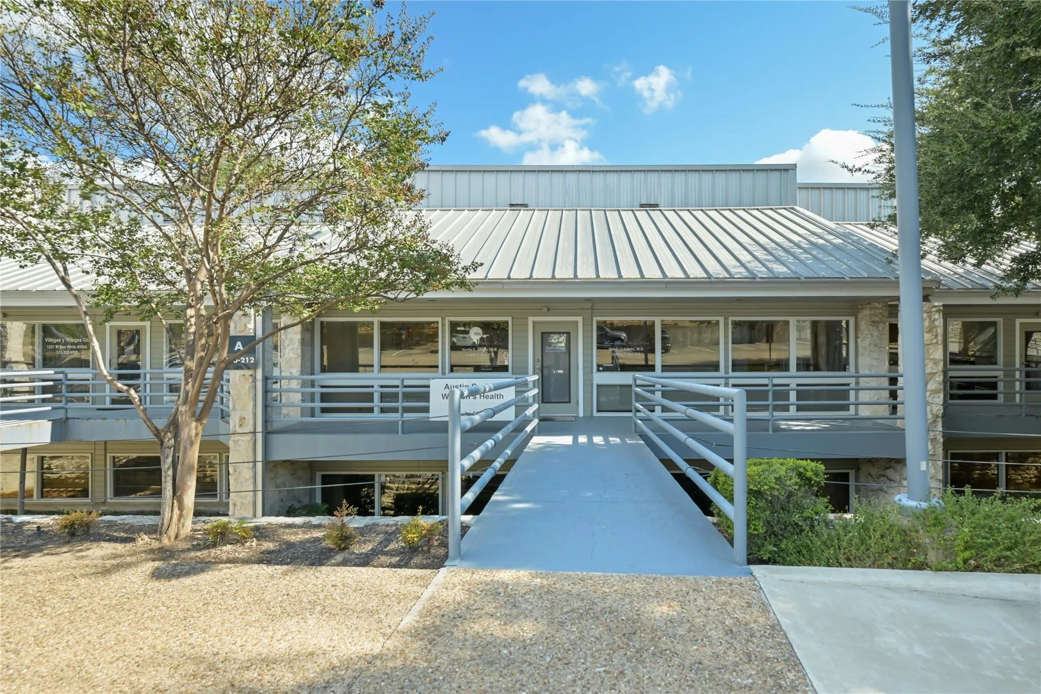 Photo 2 of 1221 W BEN WHITE BLVD #210