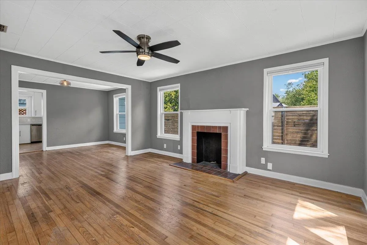 Photo 5 of 4800 EVANS AVE #A