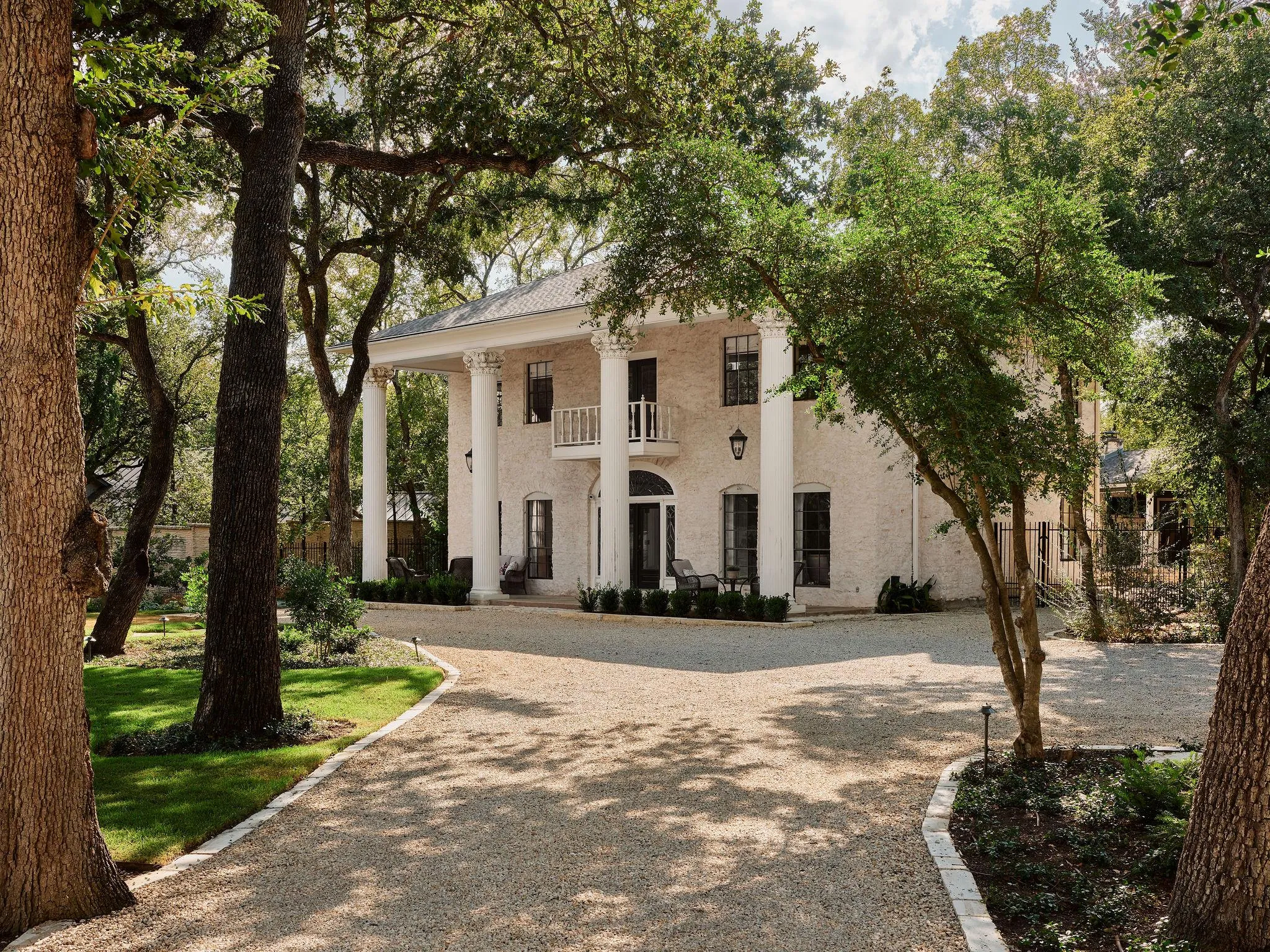 Photo of 3613 PINNACLE RD, Austin, TX, 78746