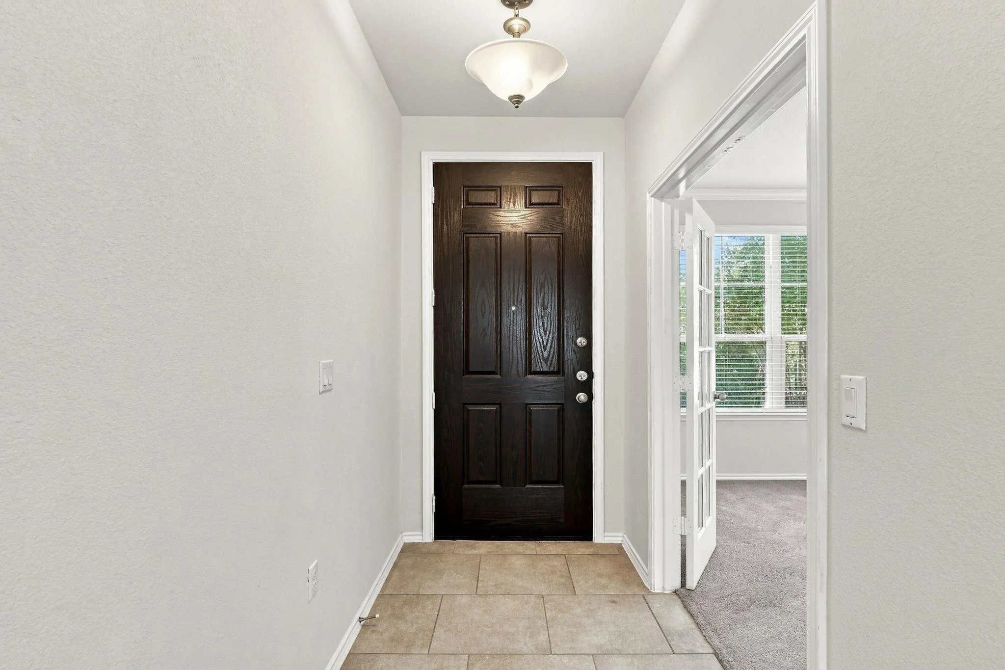 Photo 4 of 329 BONNET BLVD