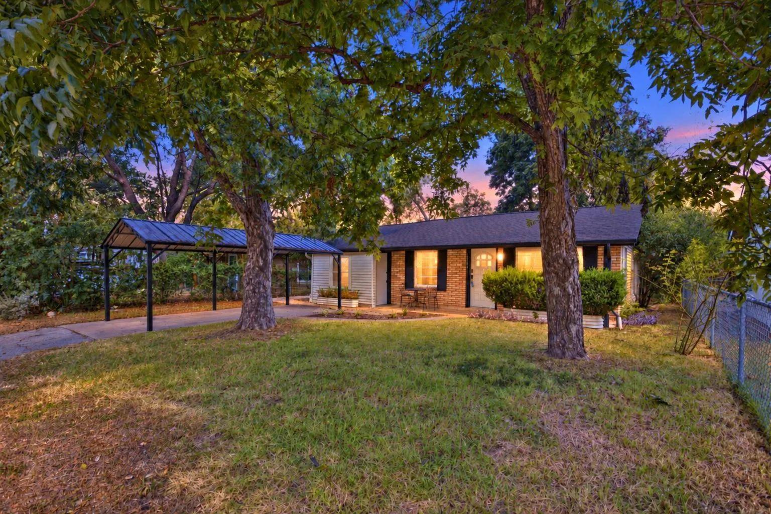 Photo of 3206 GOODWIN AVE, Austin, TX, 78702