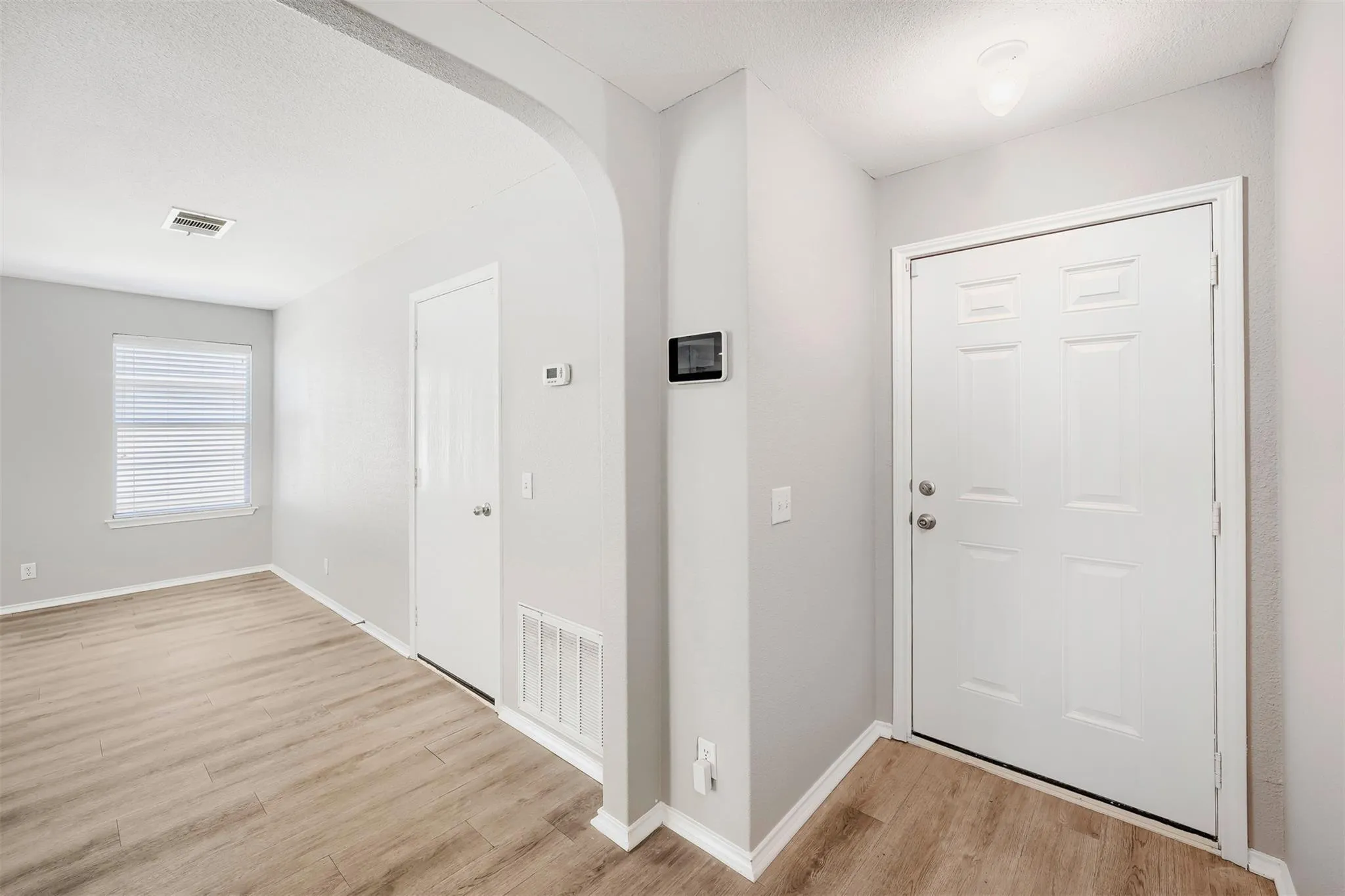 Photo 4 of 187 AMES CV