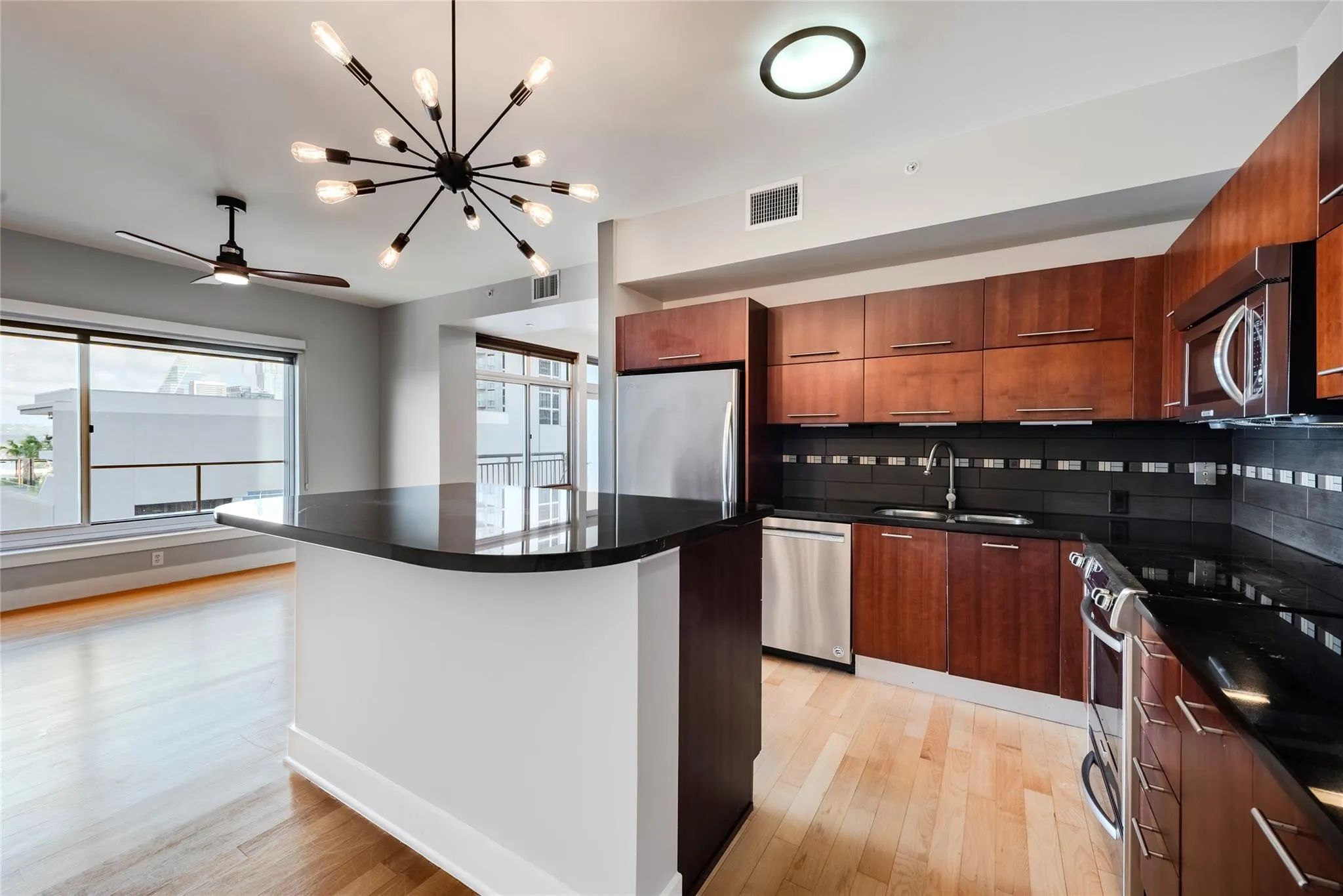 Photo of 603 DAVIS ST #1201, Austin, TX, 78701