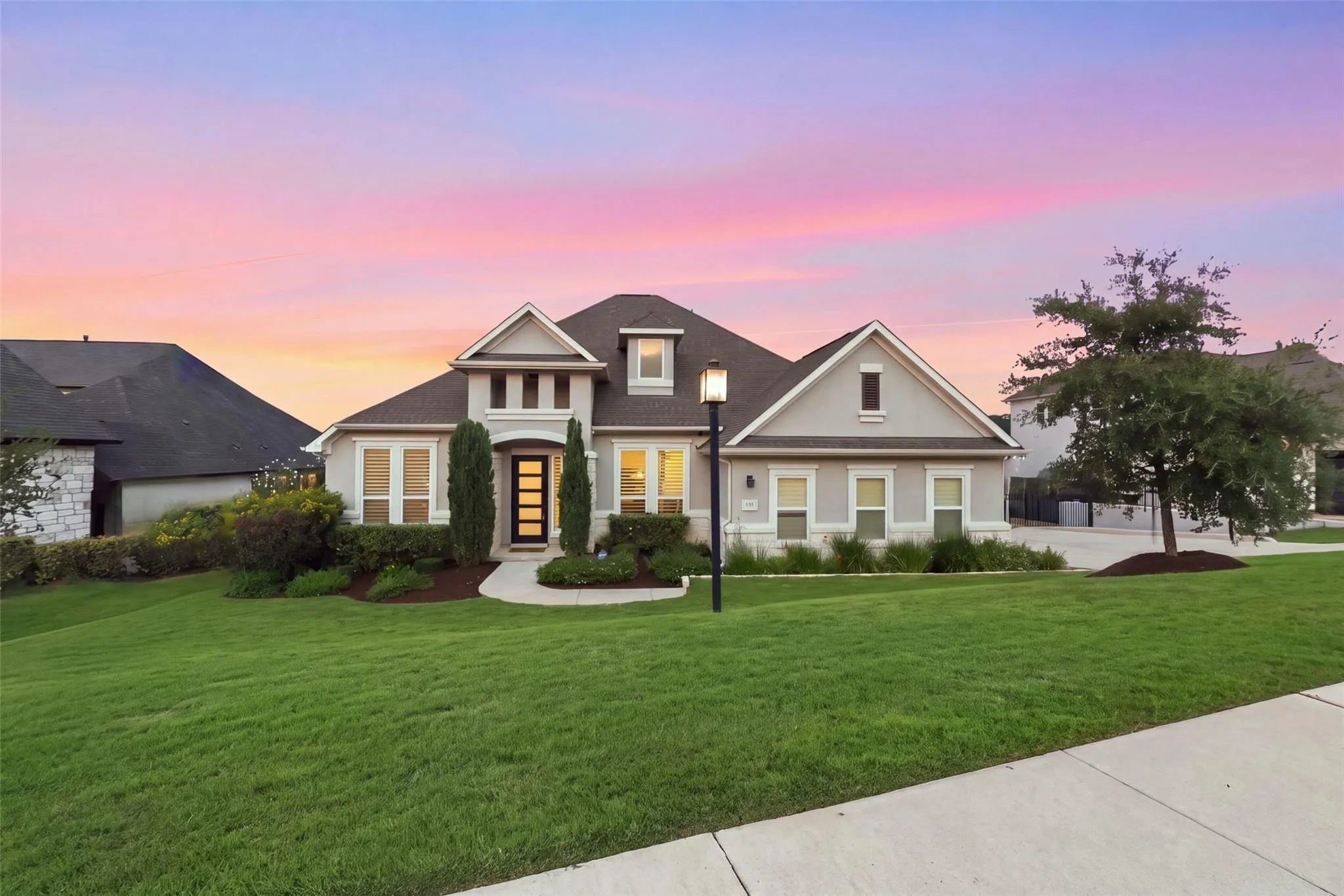 Photo of 207 LODESTONE LN, Austin, TX, 78738