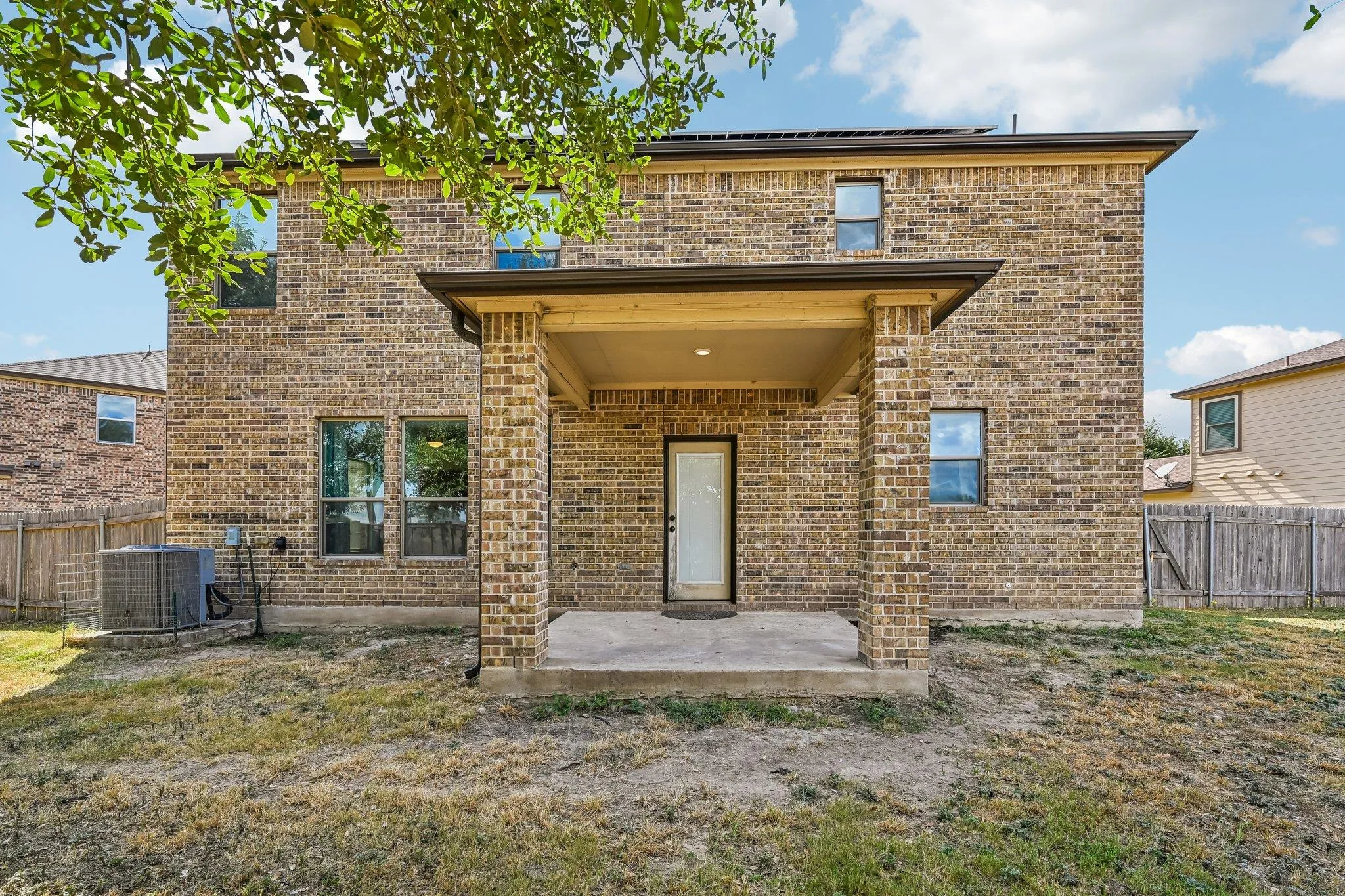 Photo 3 of 4002 KINGS CANYON DR
