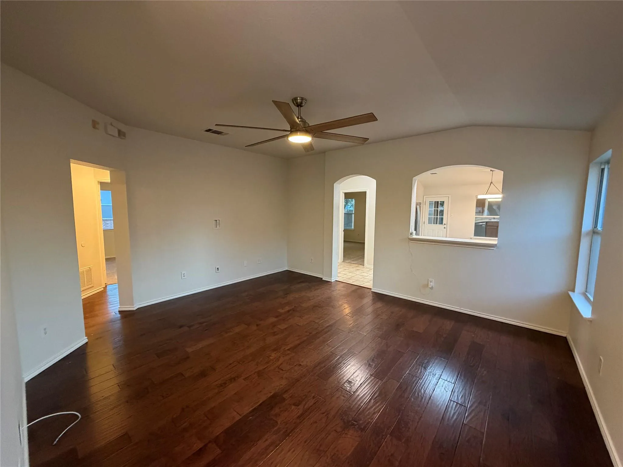 Photo 3 of 1107 BURGESS DR