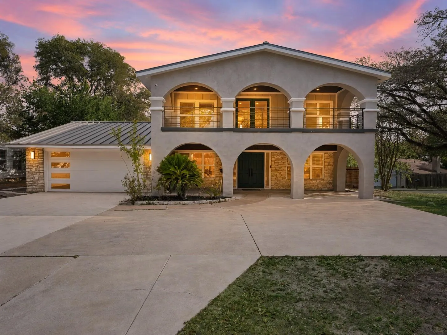 Photo of 3008 CEDARLAWN CIR, Austin, TX, 78723