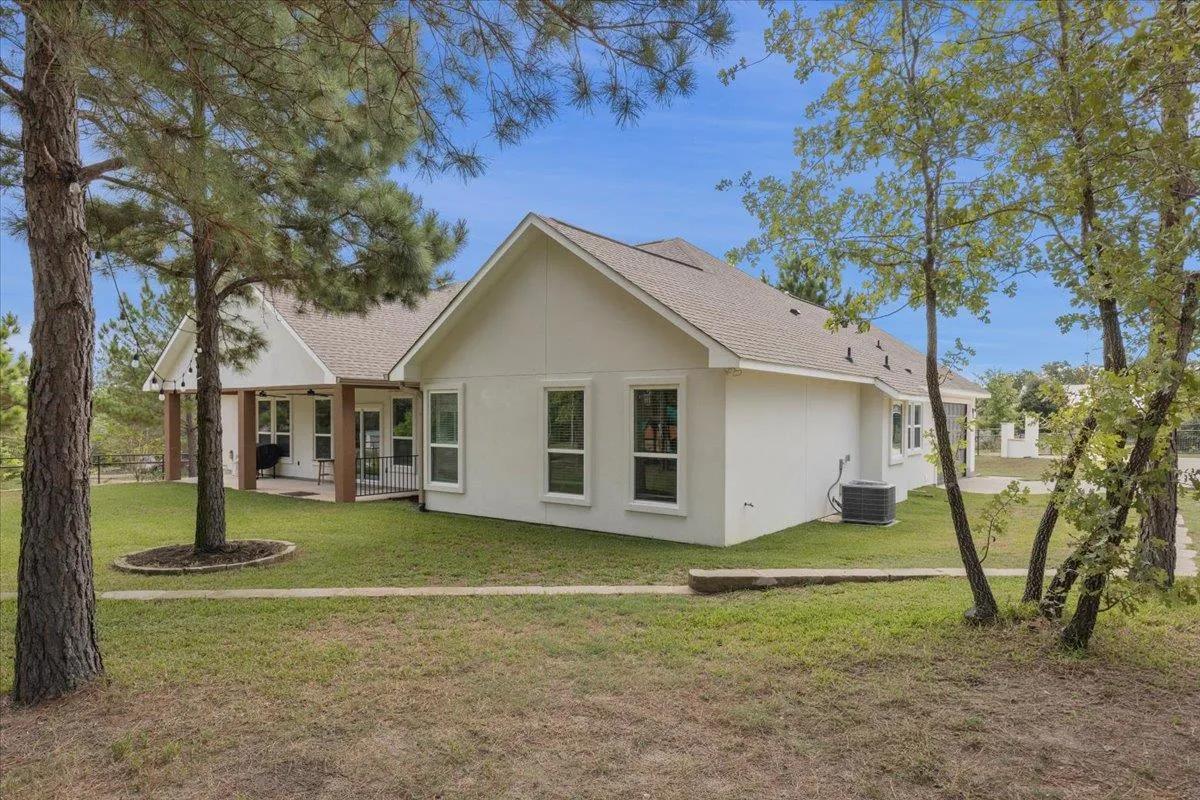 Photo 5 of 116 BRAHMAN CT