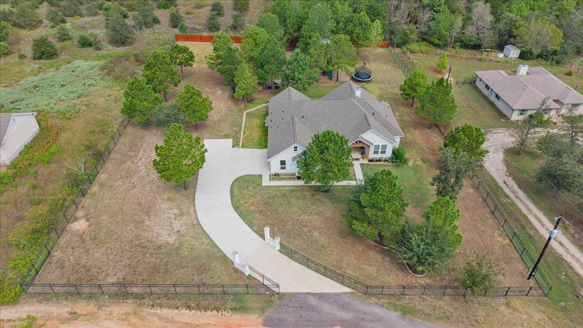 Photo 2 of 116 BRAHMAN CT