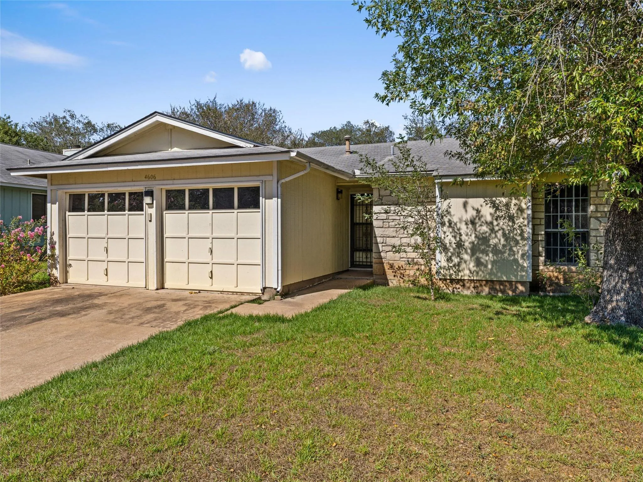Photo 3 of 4606 BORAGE DR