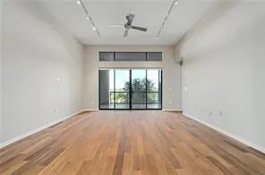 Photo 3 of 5921 HILINE RD #1203