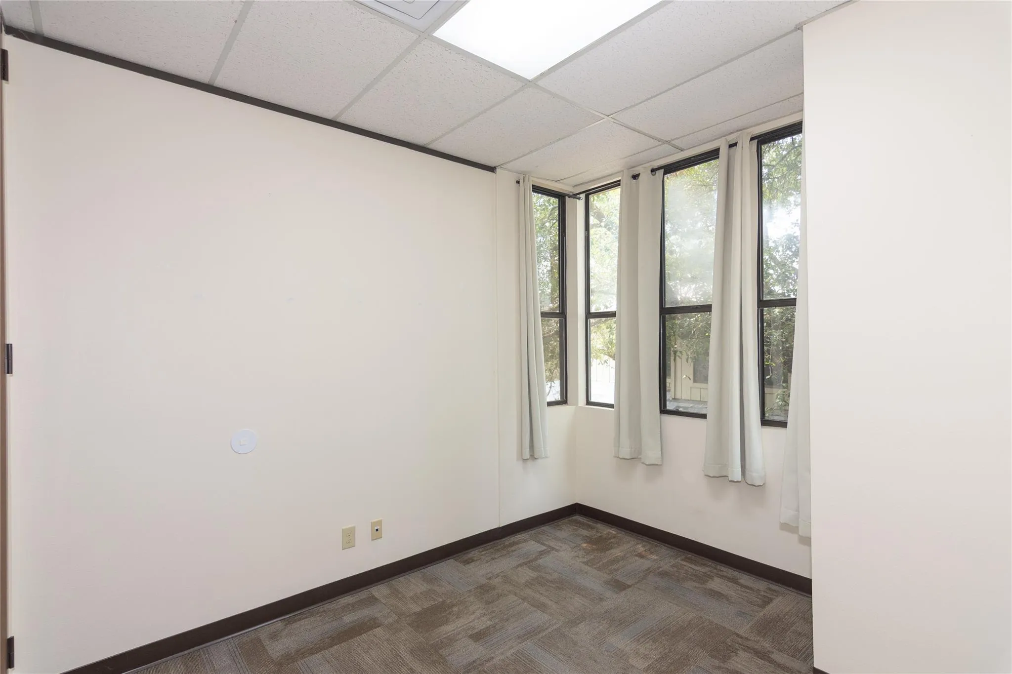 Photo 2 of 3624 N HILLS DR #D216