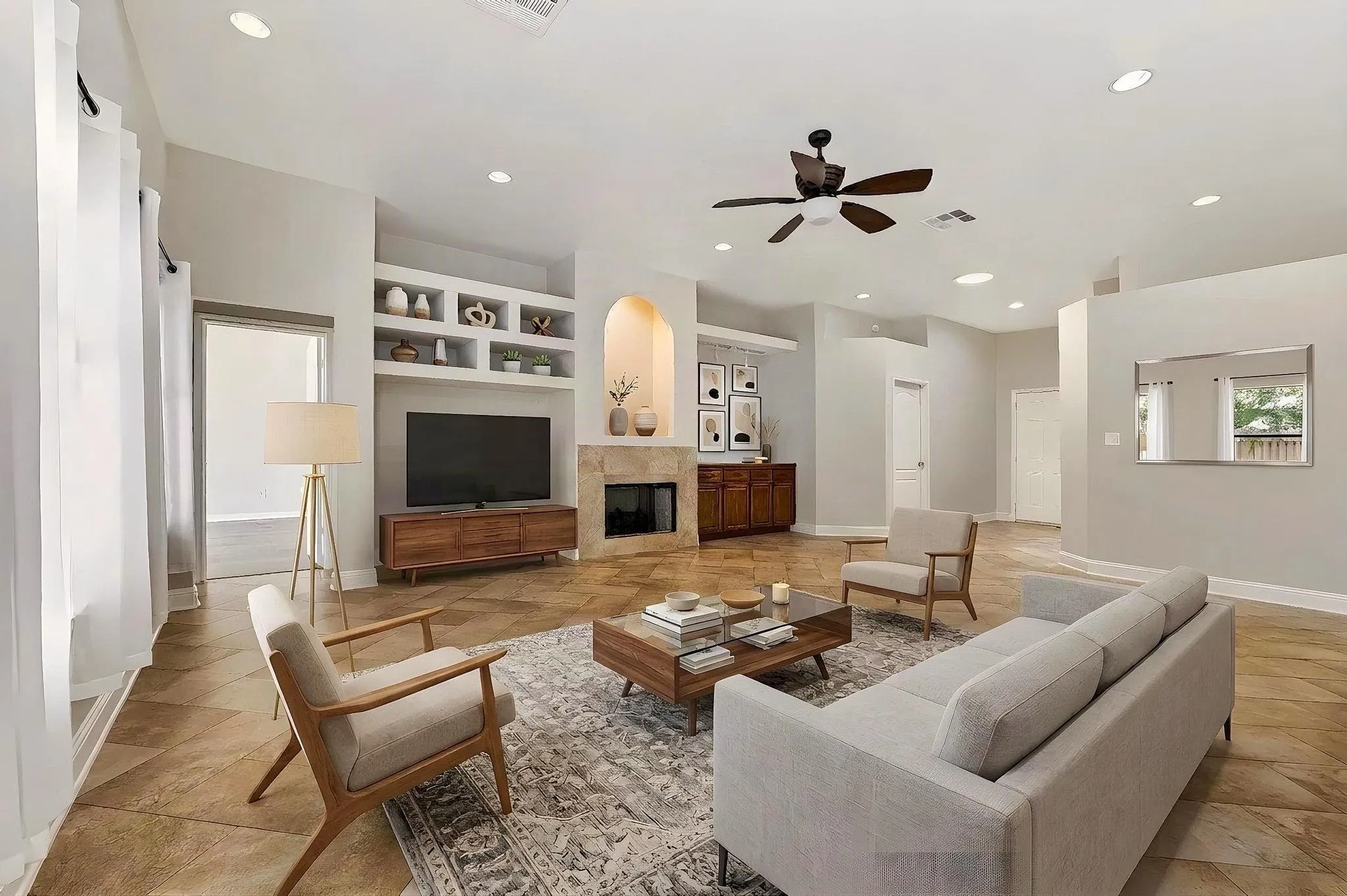 Photo 4 of 2111 WHEATON TRL