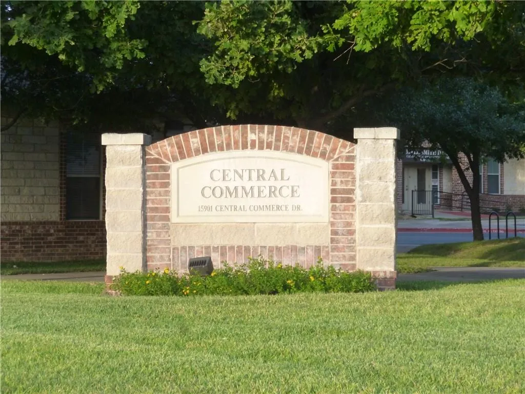 Photo 5 of 15901 CENTRAL COMMERCE DR #401