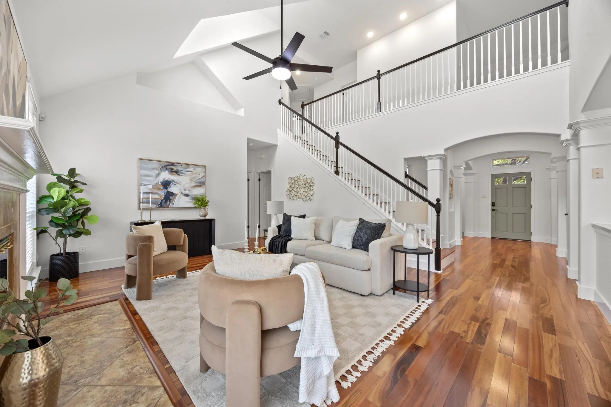 Photo of 1245 LACEY OAK LOOP, Round Rock, TX, 78681