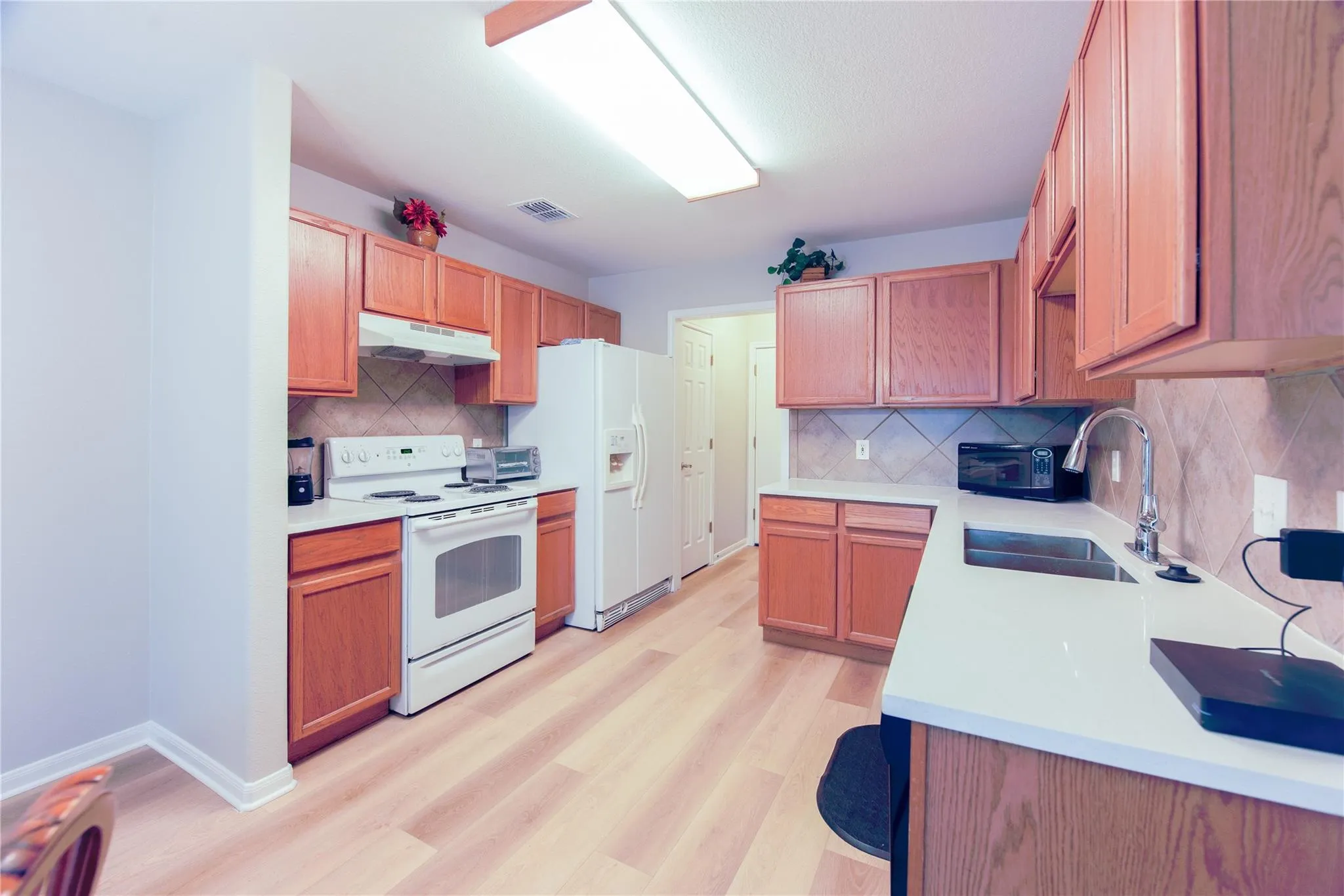 Photo 4 of 7011 THANNAS WAY