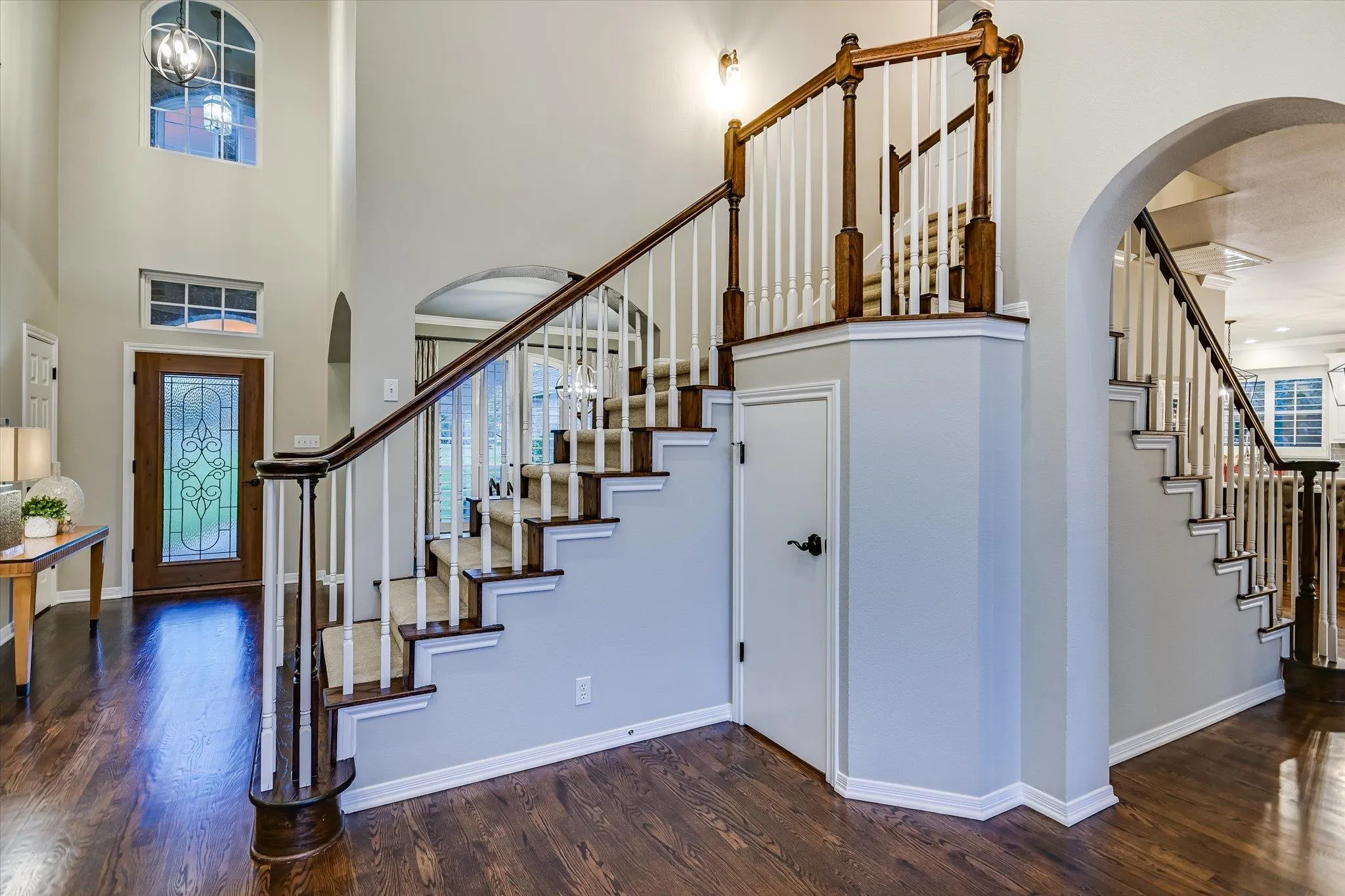 Photo 5 of 504 SADDLEHORN DR
