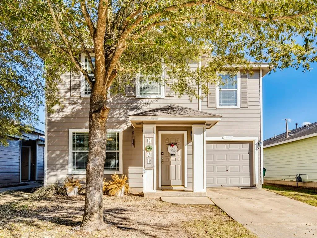 Photo of 13021 MAIDENHAIR TRL, Elgin, TX, 78621