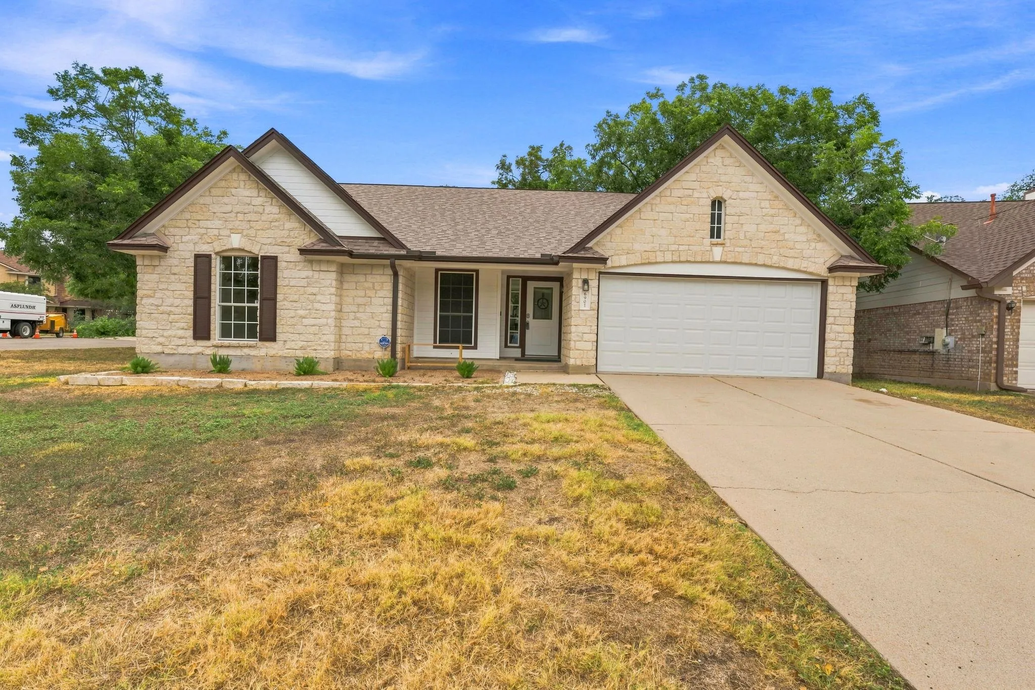 Photo of 6901 BANCROFT WOODS DR, Austin, TX, 78729
