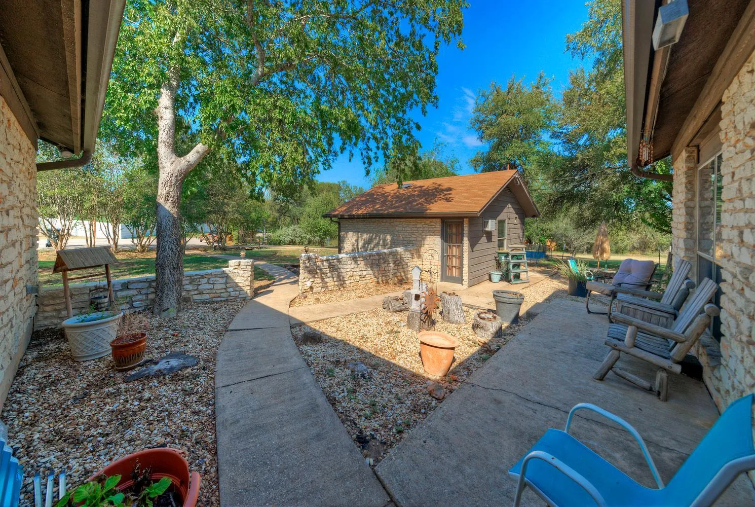 Photo 5 of 2300 ROBIN RD