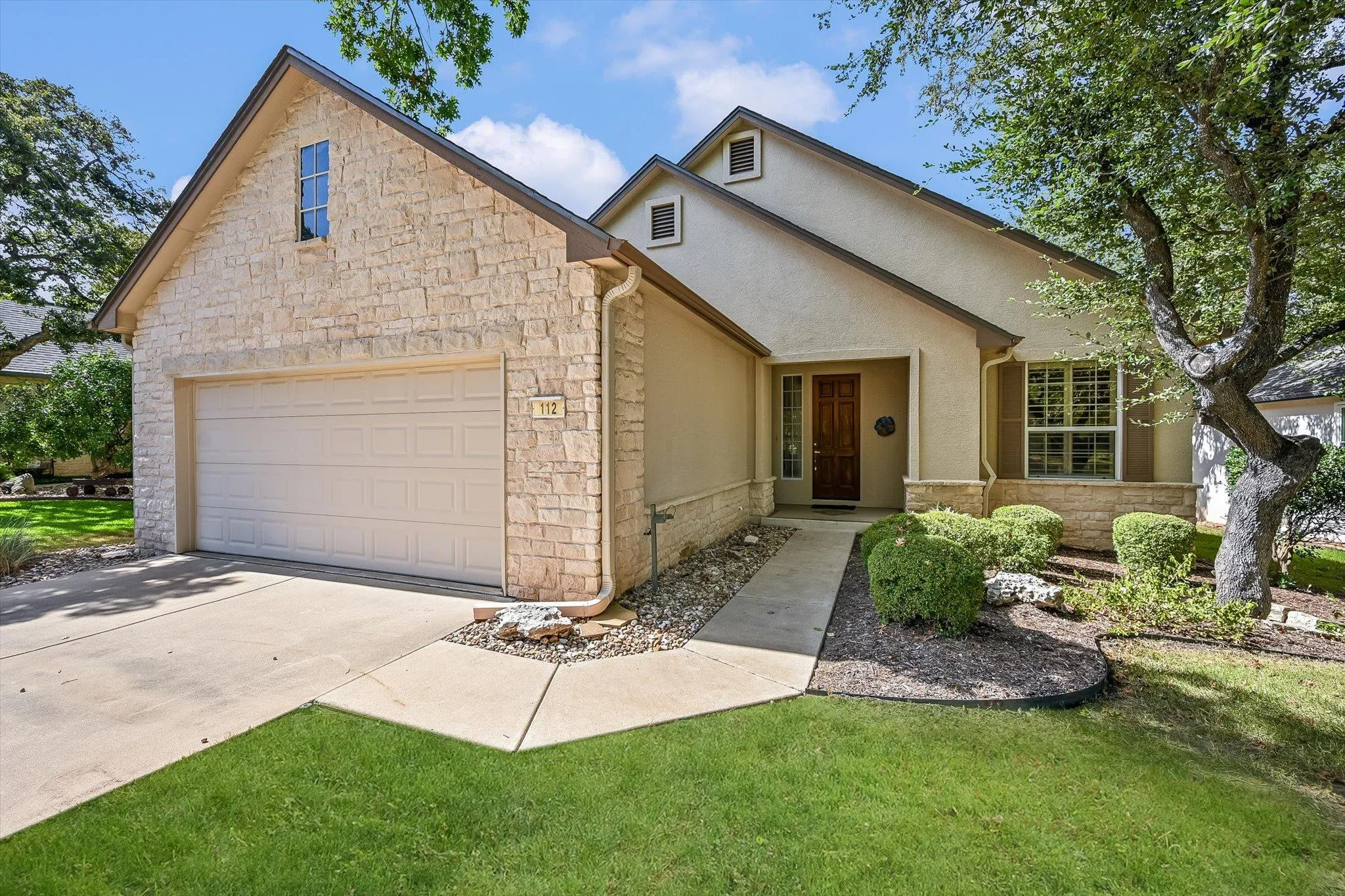 Photo of 112 WARBLER WAY, Georgetown, TX, 78633