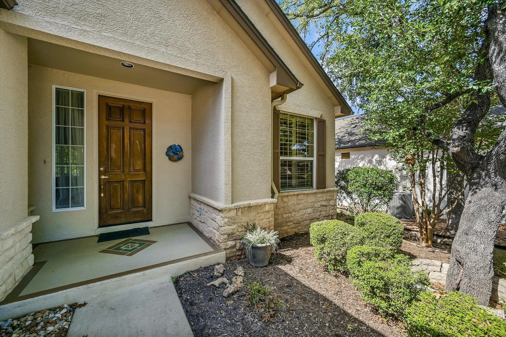 Photo 3 of 112 WARBLER WAY