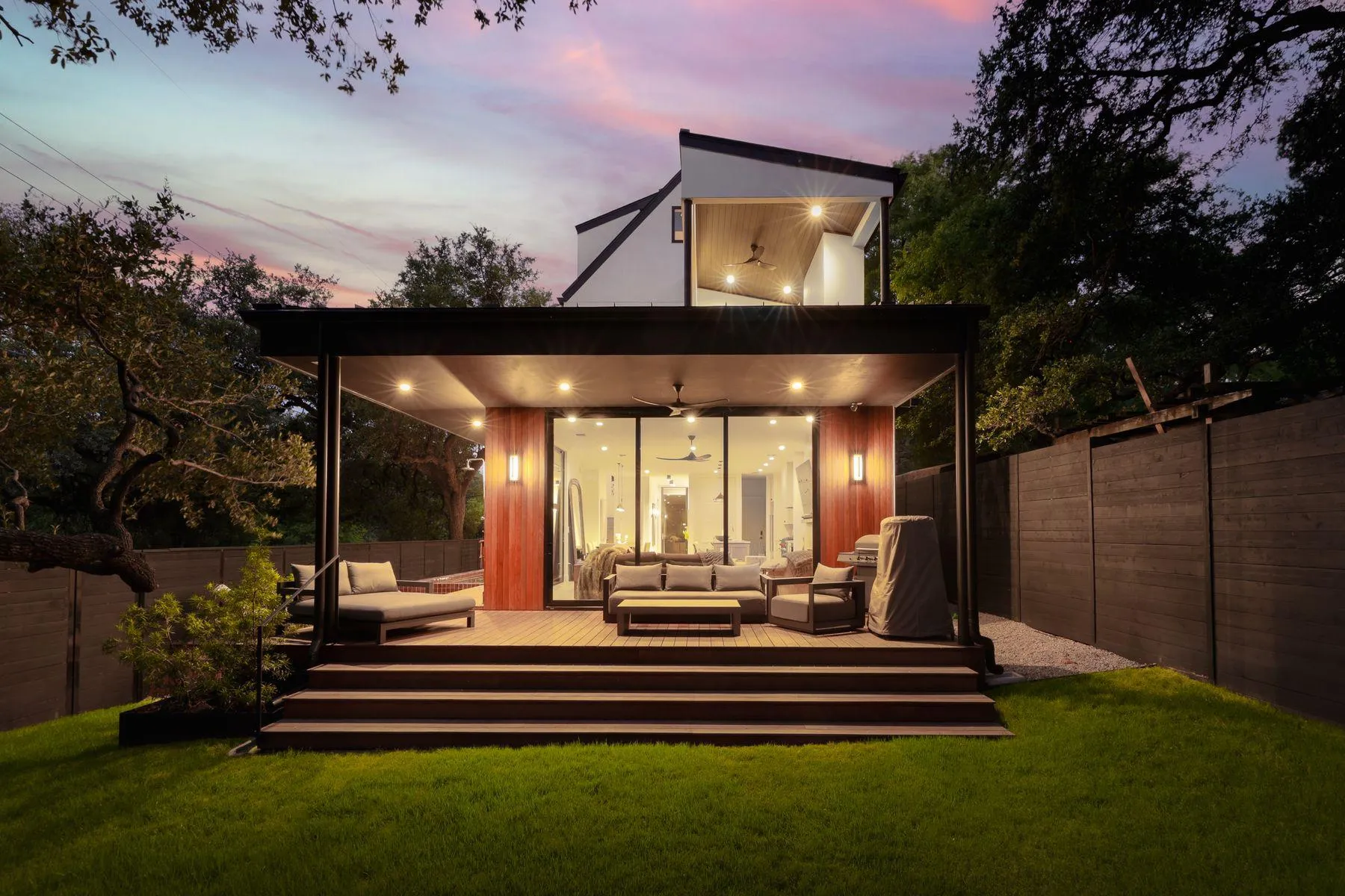 Photo of 800 W JAMES ST, Austin, TX, 78704