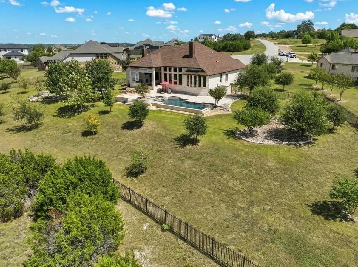 Photo 4 of 290 HONEY LOCUST CT