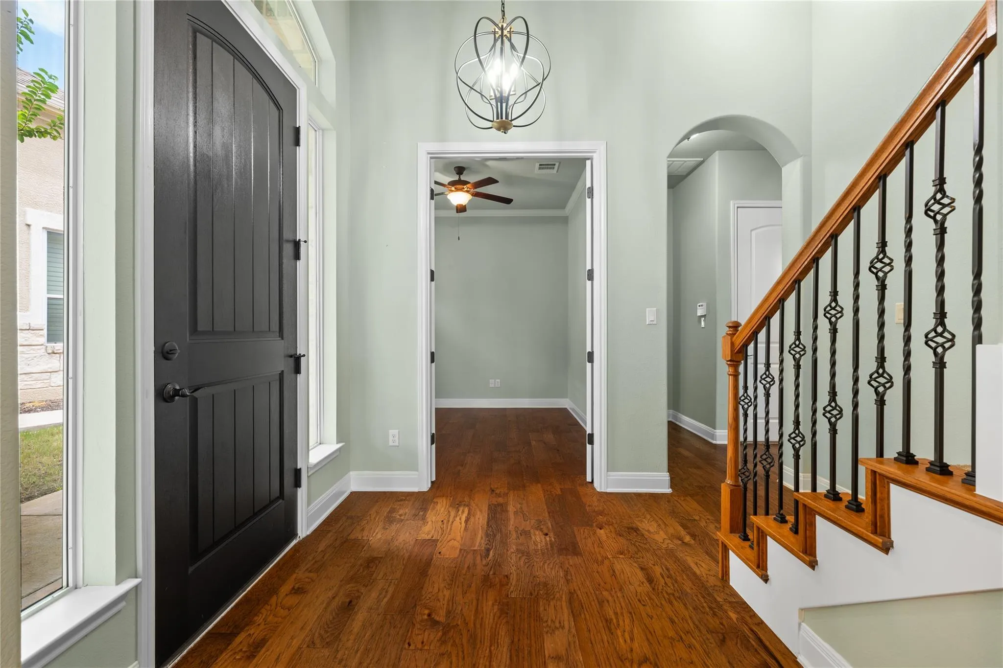 Photo 5 of 214 DARWINS WAY