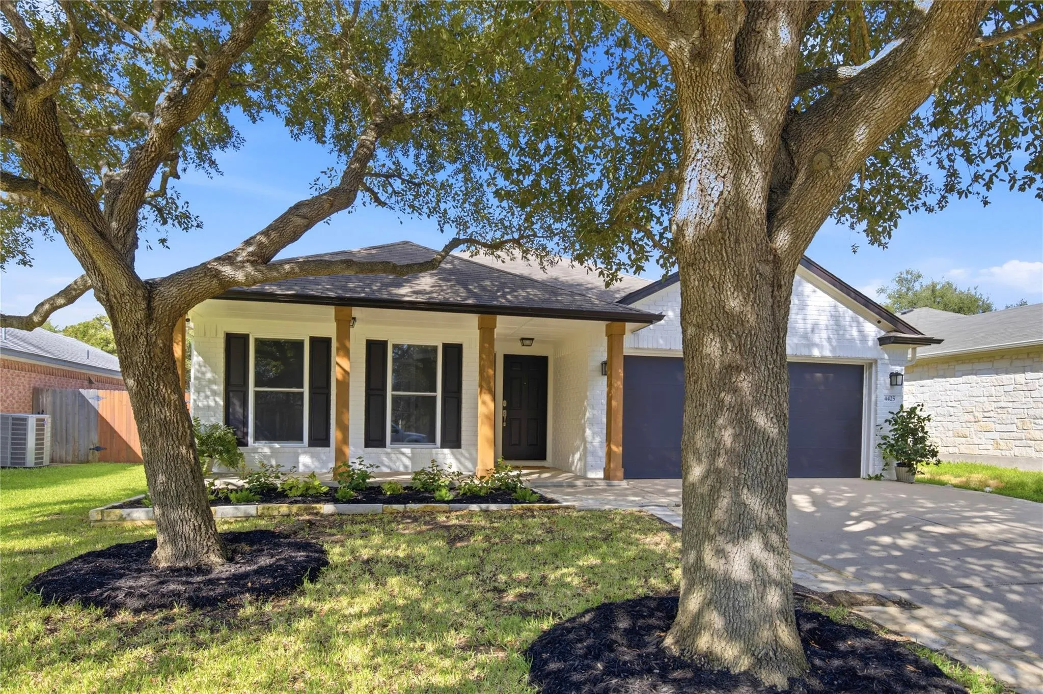 Photo 3 of 4425 CHICKASAW CT