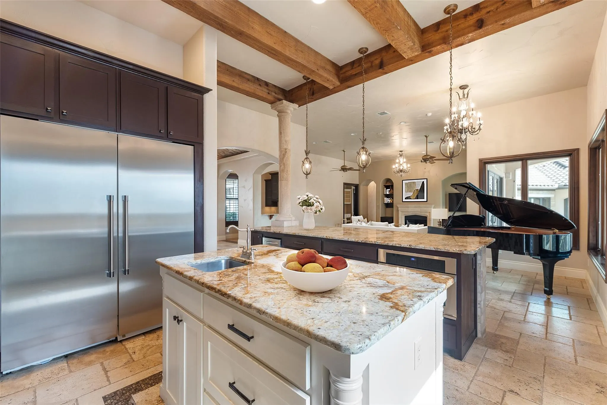 Photo 4 of 303 CAMINO ARBOLAGO ST