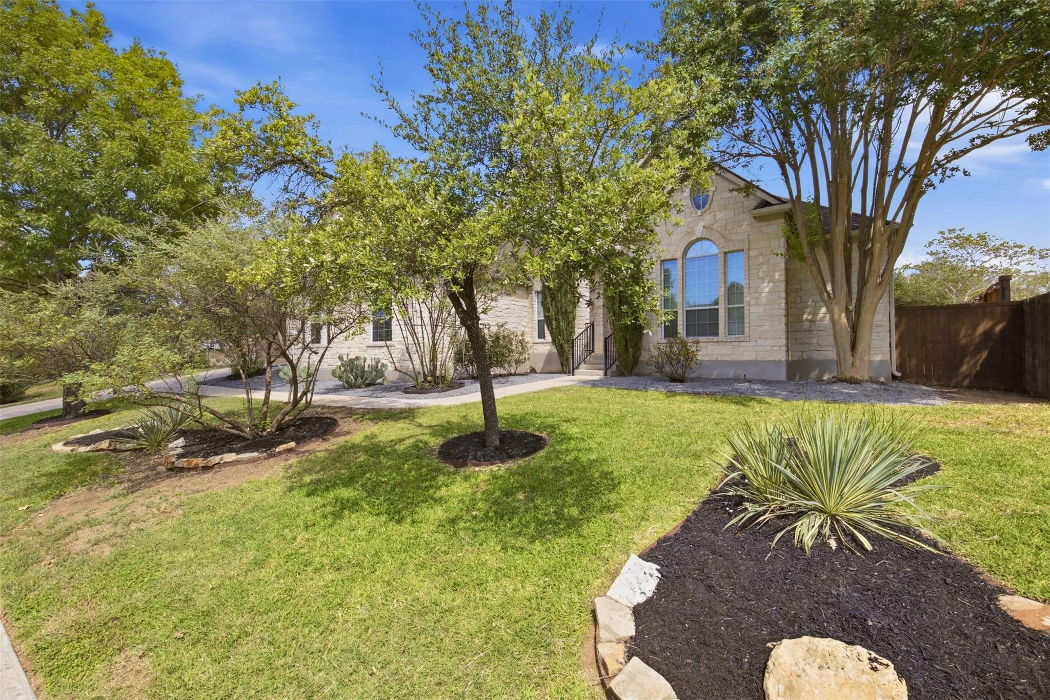 Photo 4 of 3004 LOMBARDI WAY