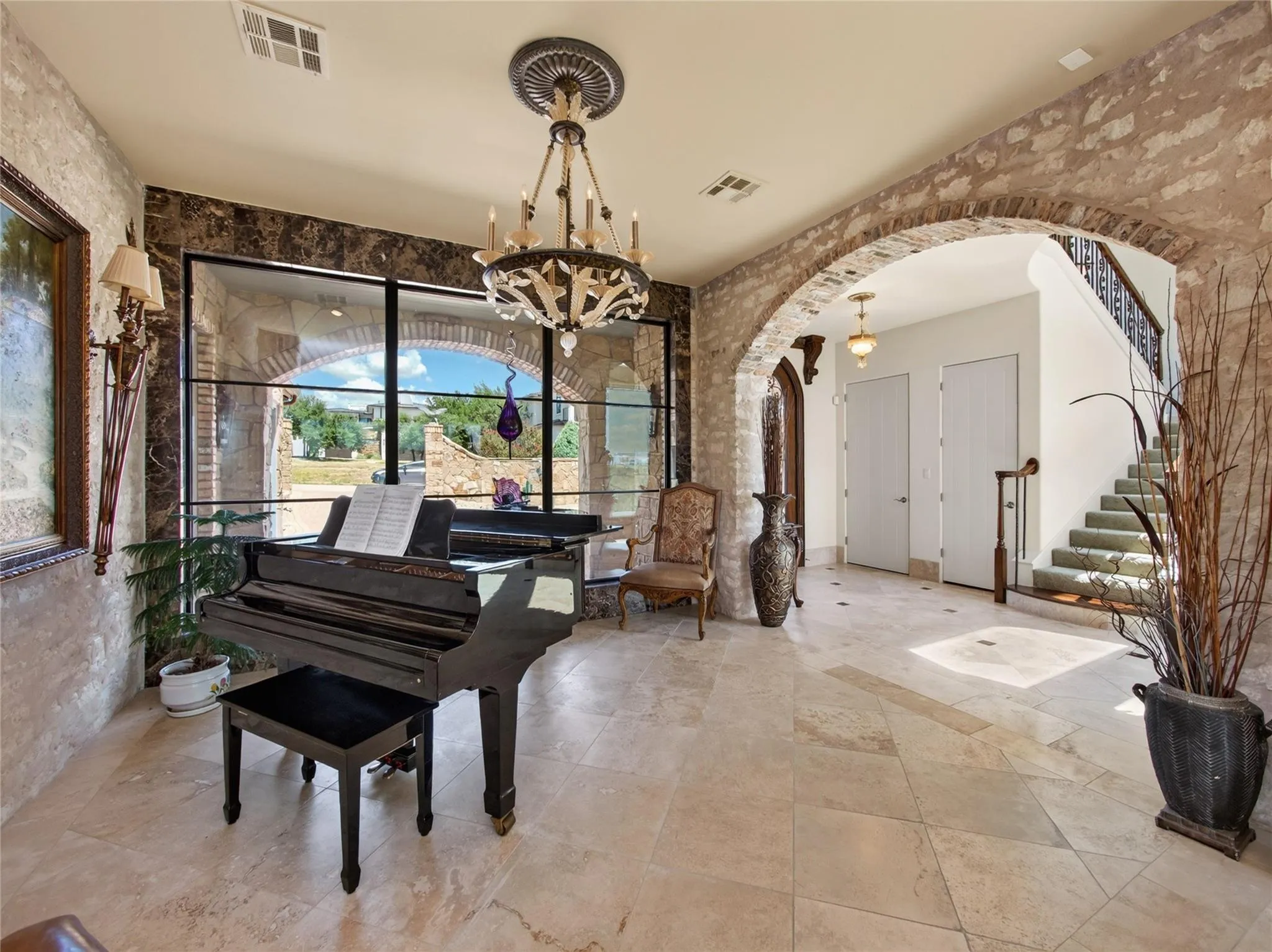 Photo 3 of 12925 LUNA MONTANA WAY S