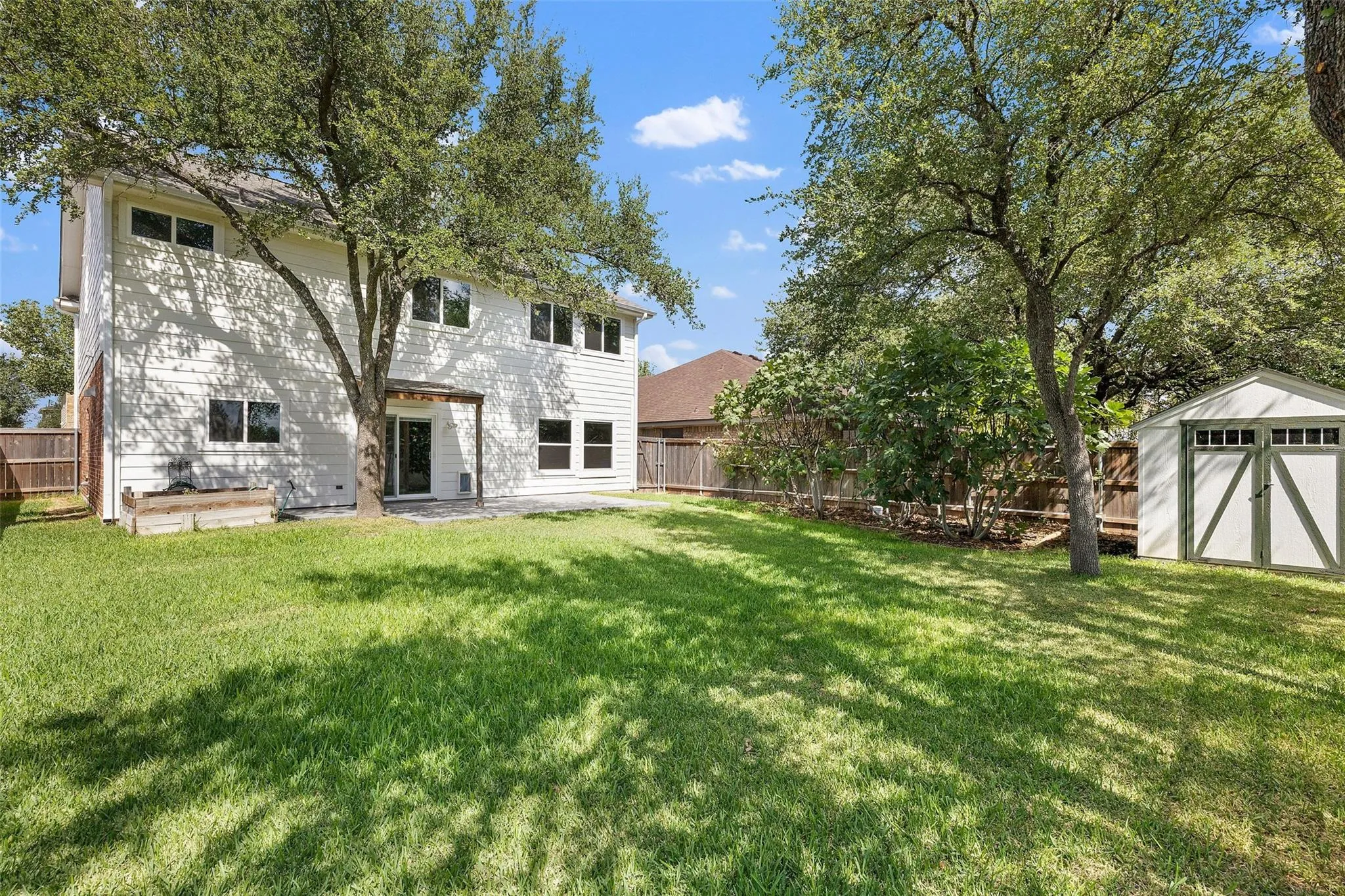 Photo 5 of 1928 BARNETT DR