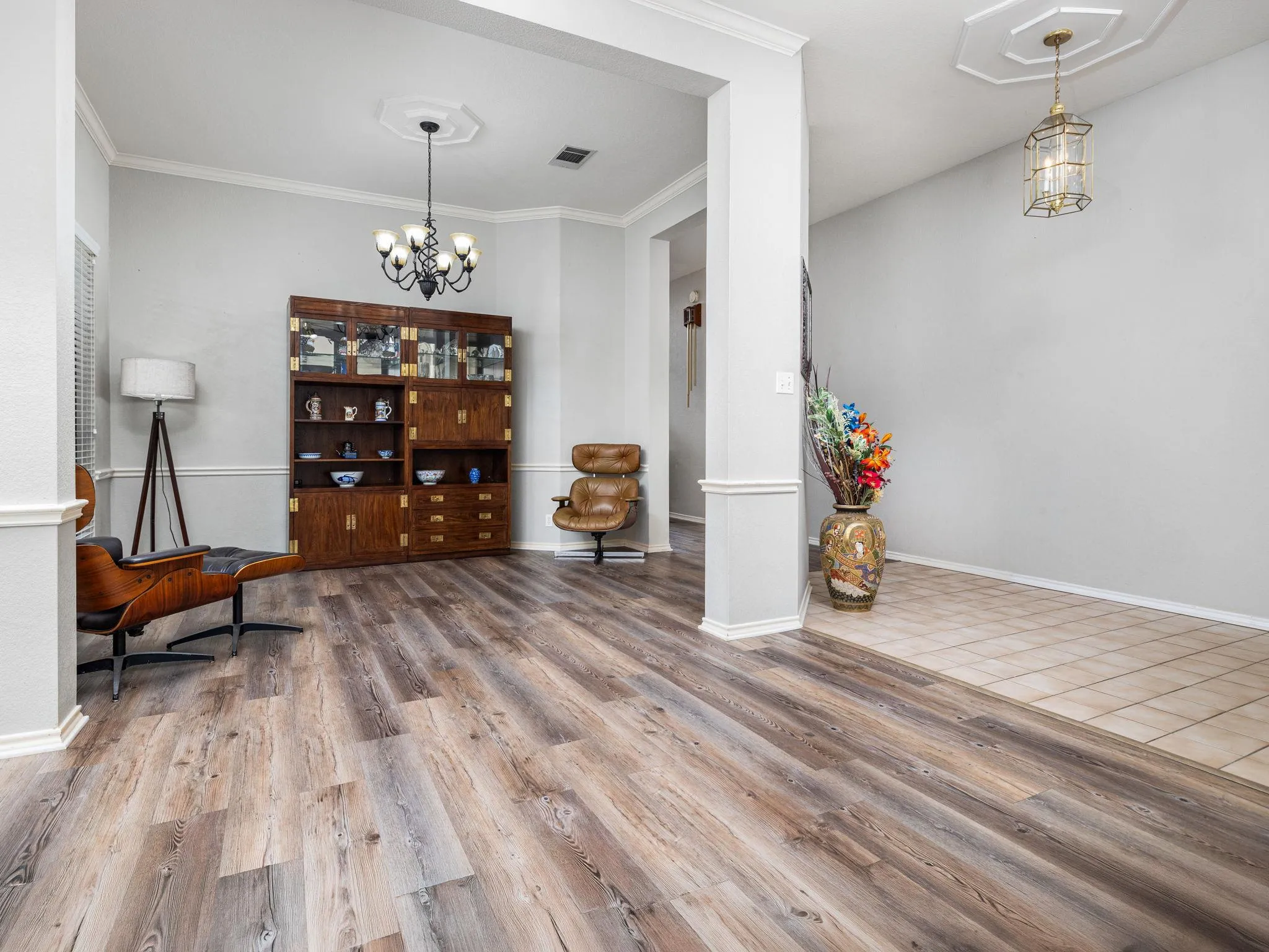 Photo 4 of 5210 CROOKED OAK CV