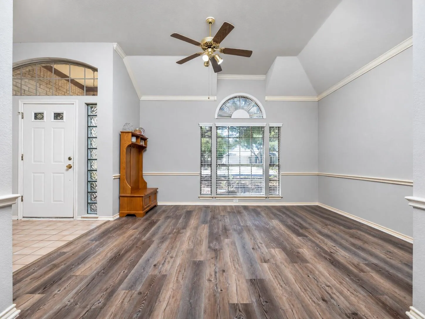 Photo 2 of 5210 CROOKED OAK CV