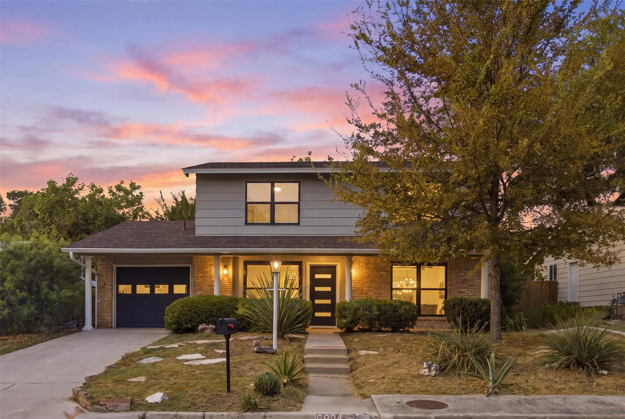 Photo of 6904 LANGSTON DR, Austin, TX, 78723