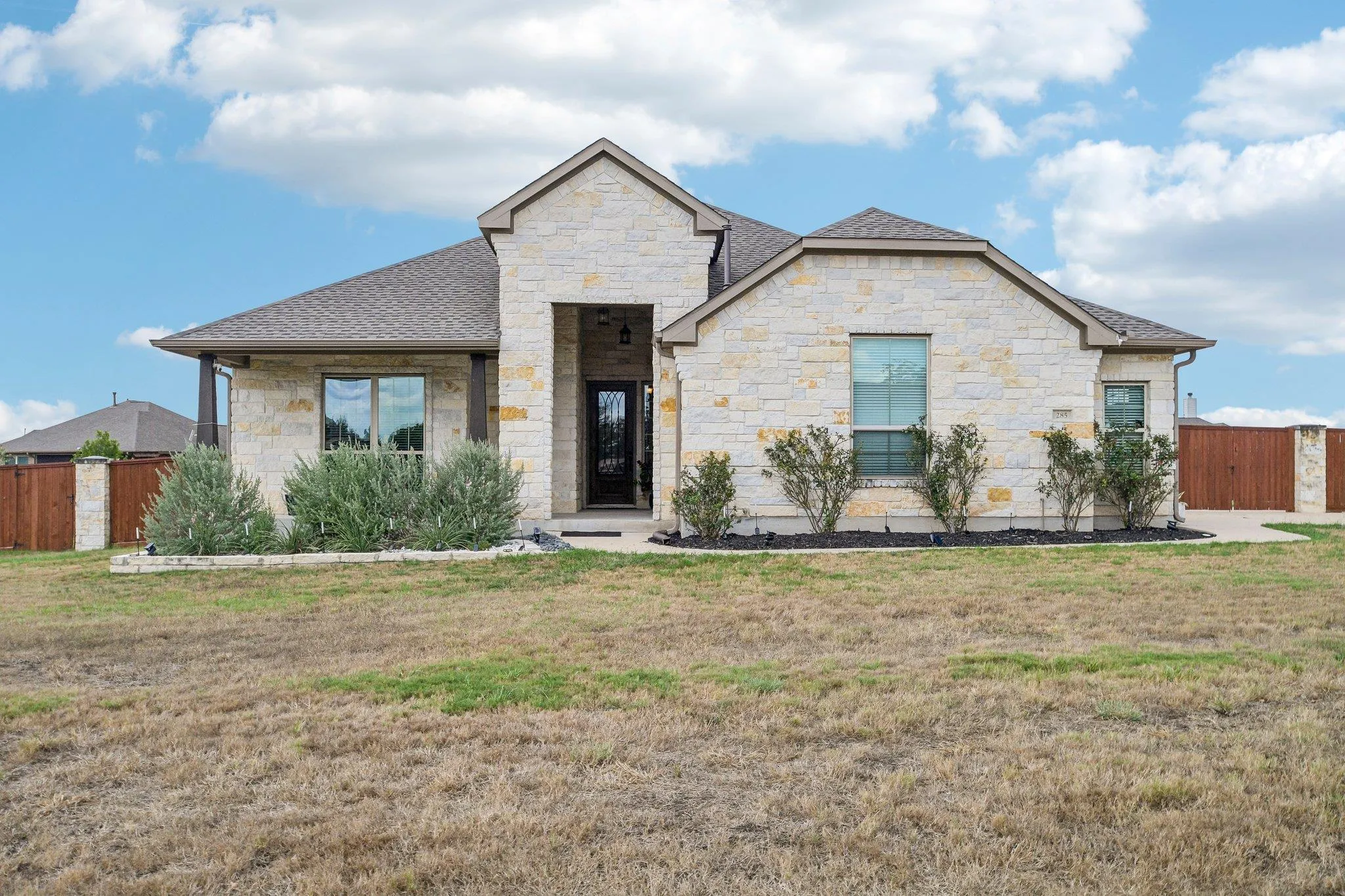 Photo 2 of 285 CHISHOLM TRL