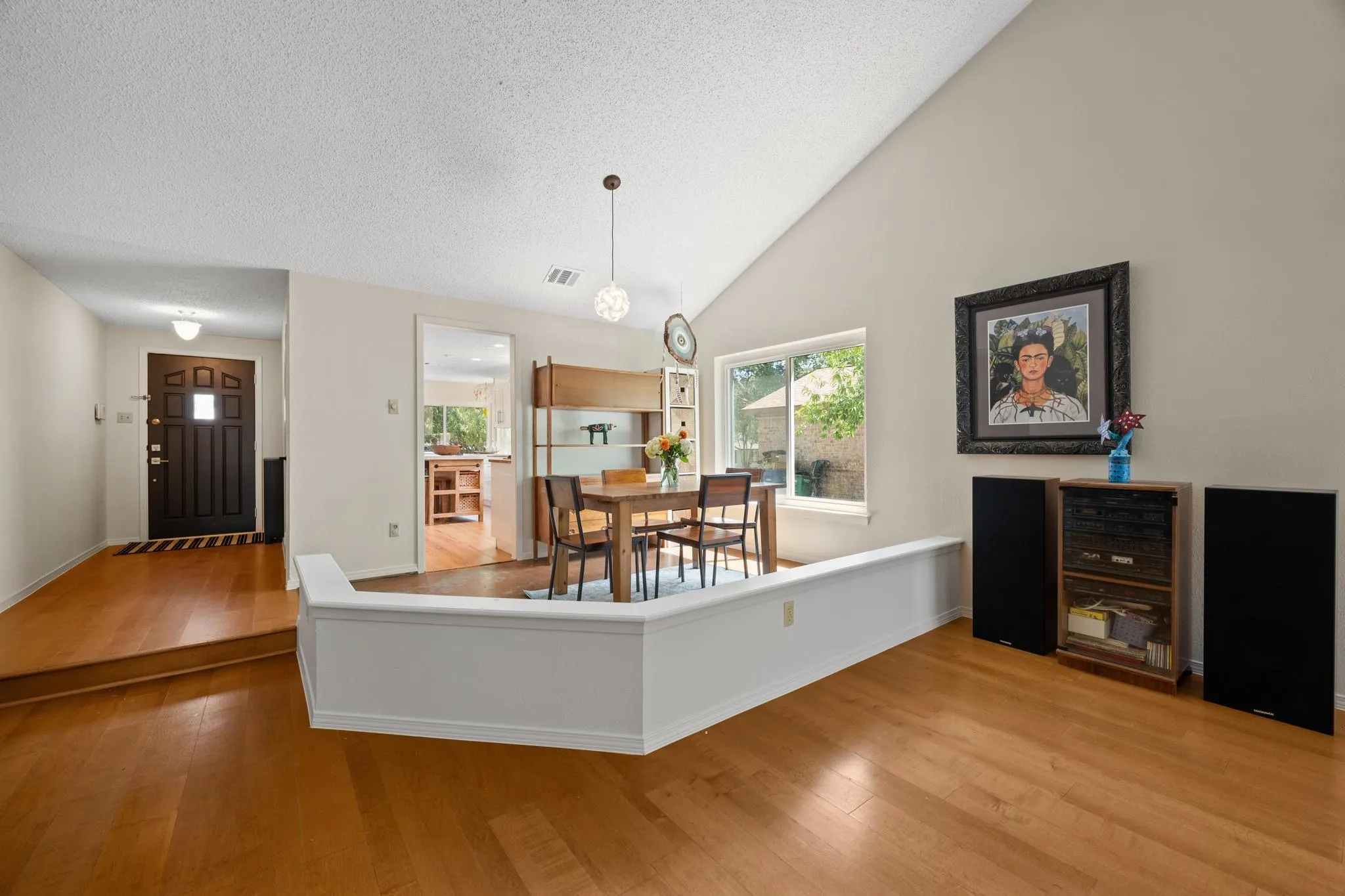 Photo 5 of 4001 BURR OAK LN