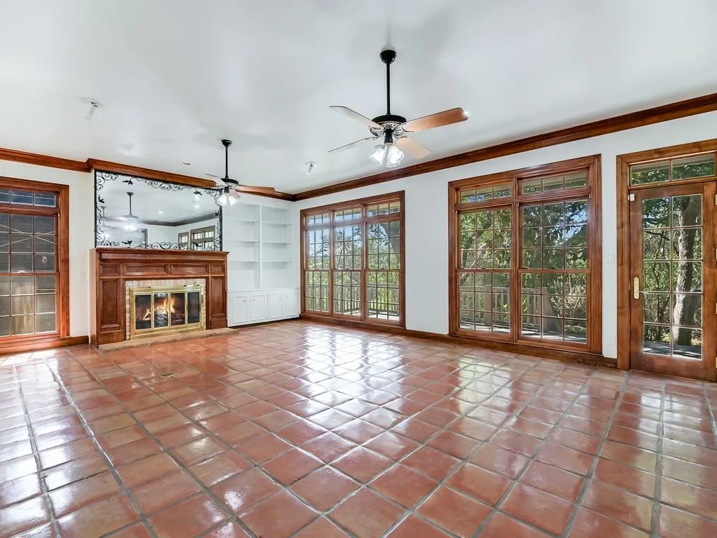 Photo 5 of 3607 RIPPLE CREEK DR