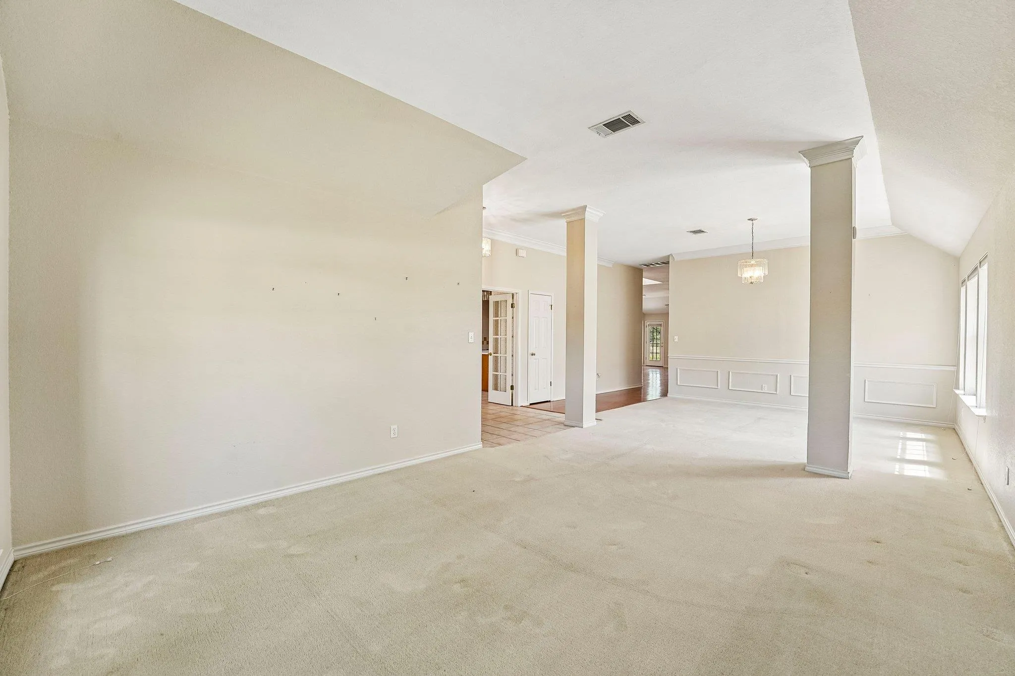 Photo 5 of 19413 KENNEMER DR