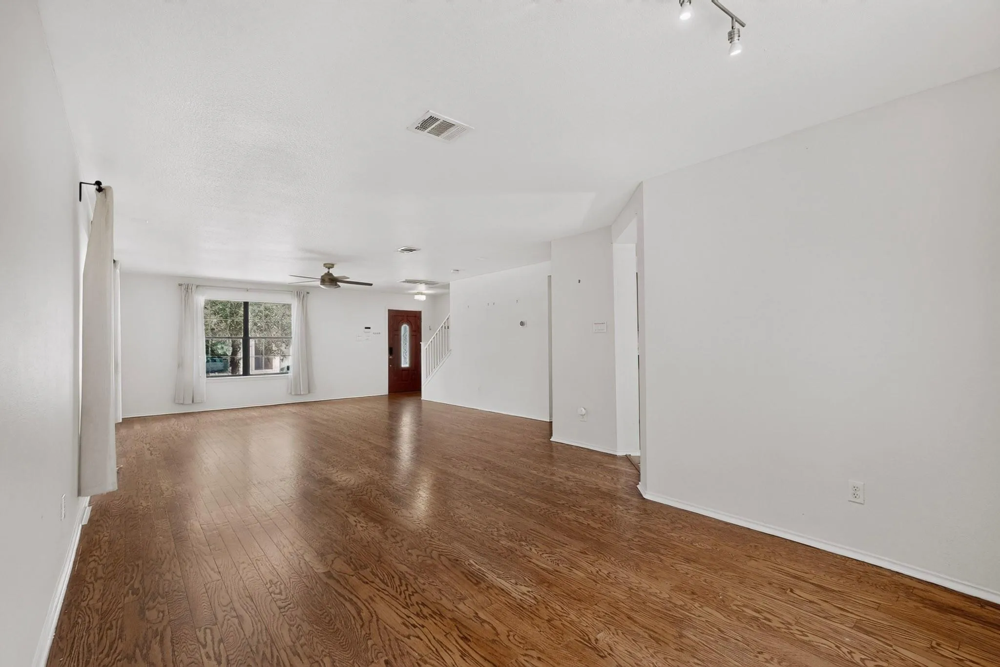 Photo 5 of 11517 CHATAM BERRY LN