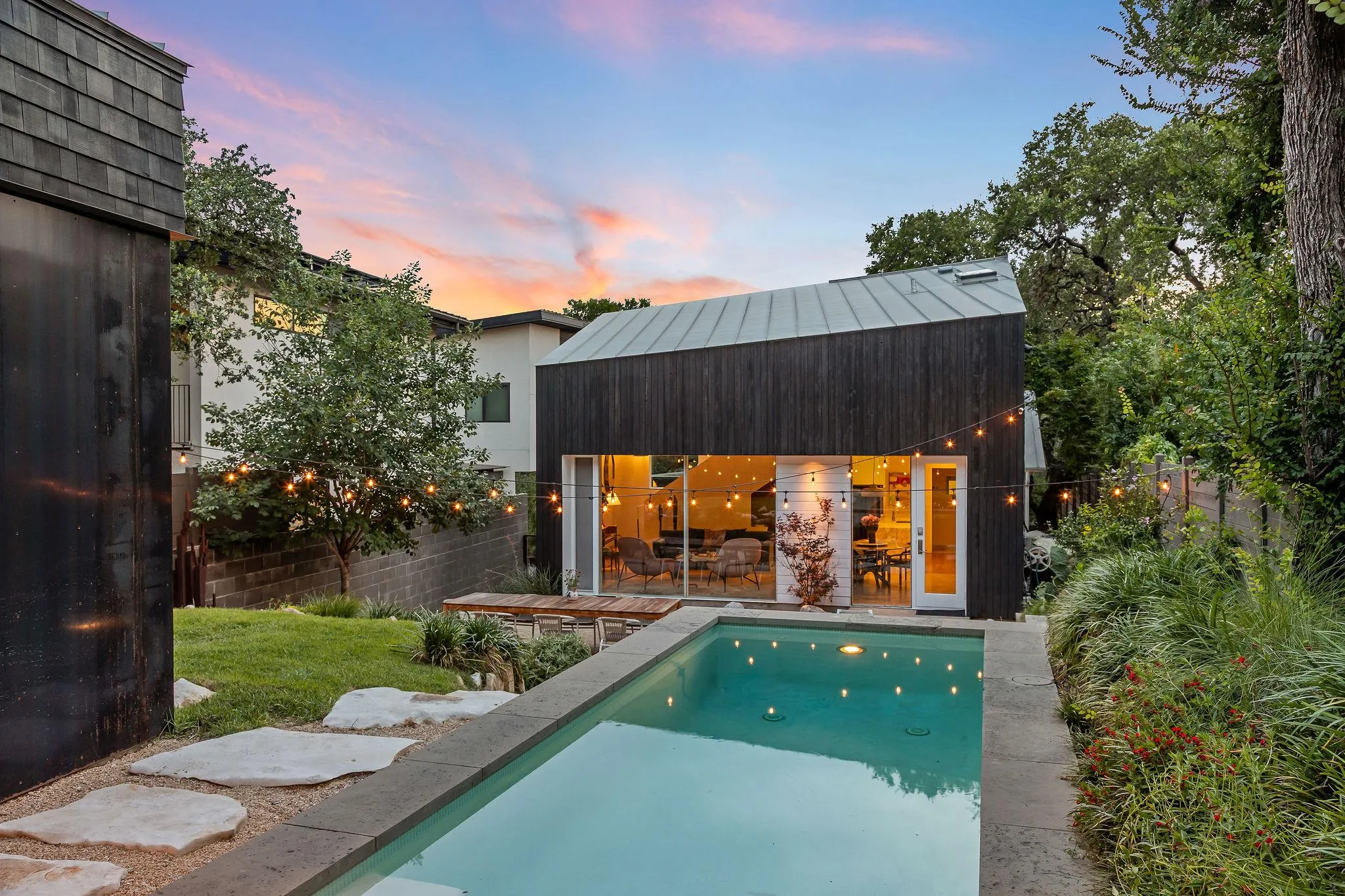 Photo of 1303 1/2 HILLSIDE AVE, Austin, TX, 78704