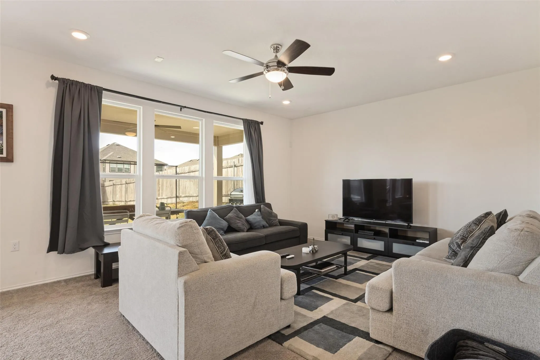 Photo 4 of 12600 KARASU DR